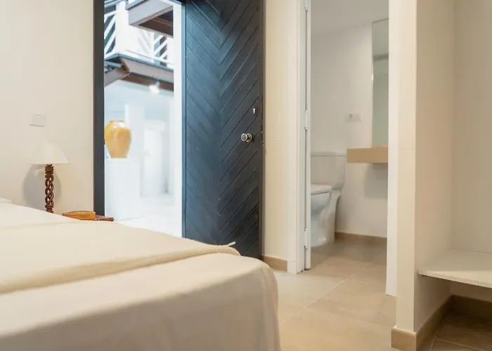 Oasis Maspalomas Aparthotel 4*